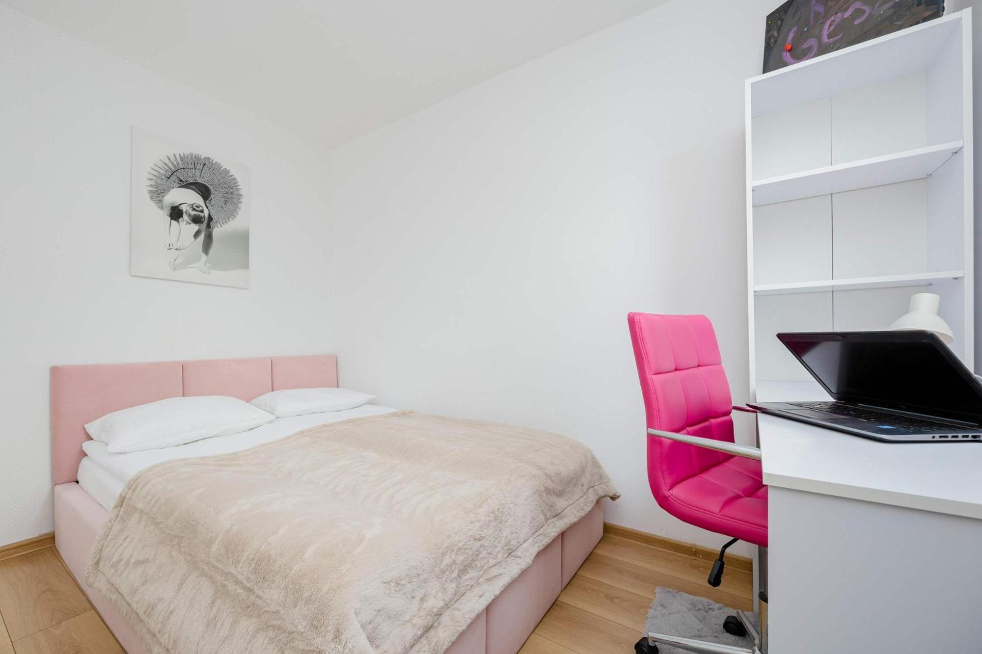 Apartament Cosy & Bright With Parking By Renters